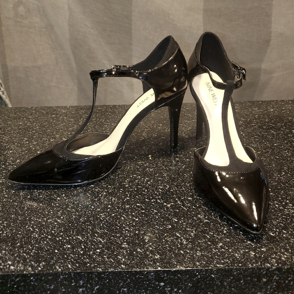 Nine West Woman Black Suede/patent leather Heels